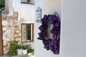 Amaranda Ada Evi - Adults Only