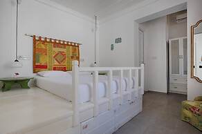 Amaranda Ada Evi - Adults Only