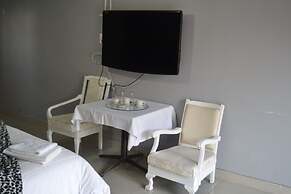 Thembisi Guesthouse