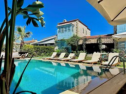 Dört Mevsim Alaçatı Otel