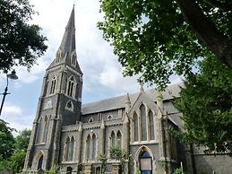 TravelStop #London-Ealing