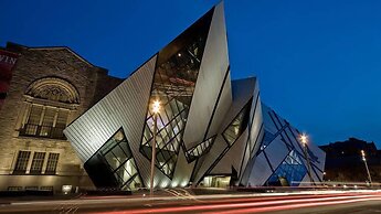 MiCasa Suites - Modern Executive Condo