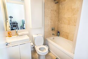 MiCasa Suites - Modern Executive Condo