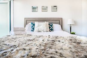 MiCasa Suites - Modern Executive Condo