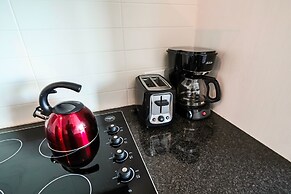 MiCasa Suites - Modern Executive Condo