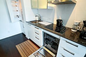 MiCasa Suites - Modern Executive Condo