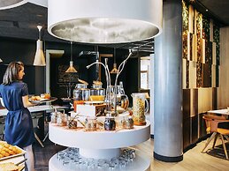 Novotel Paris Coeur d'Orly Airport