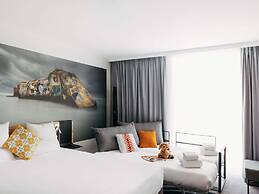 Novotel Paris Coeur d'Orly Airport