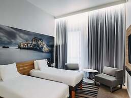 Novotel Paris Coeur d'Orly Airport