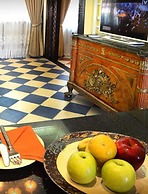 Chuchai Buri Sri Amphawa