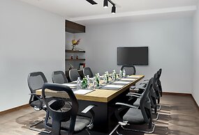 Staybridge Suites Doha Lusail by IHG