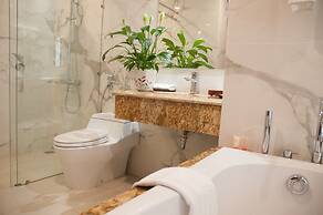 Red Sun Nha Trang Hotel