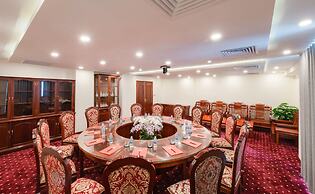 Red Sun Nha Trang Hotel