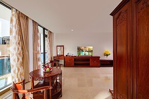 Red Sun Nha Trang Hotel