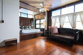 The Khom Chiang Mai
