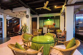 The Khom Chiang Mai