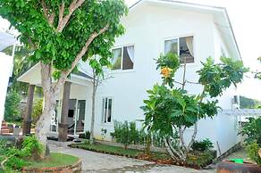 Le Giang Villa