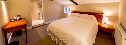 The Black Swan Inn