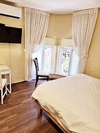 Mike's House Jerusalem