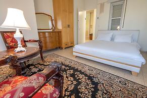 Mike's House Jerusalem