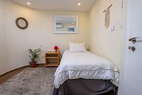 Mike's House Jerusalem