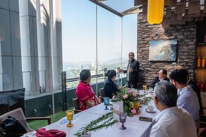 Oakwood hotel & Residence Sri Racha
