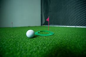 Oakwood Hotel and Residence Sriracha