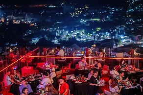 Oakwood Hotel and Residence Sriracha