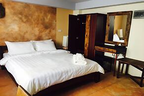 Arcadia Maephim Serviced Apartment