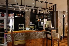 Arcadia Maephim Serviced Apartment