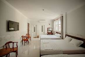 Phu Hong Hotel