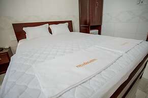 Phu Hong Hotel