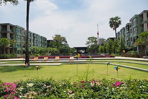 Lumpini Park Beach Cha-Am Seaview A01-207