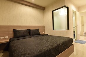 Lumpini Park Beach Cha-Am Seaview A01-207