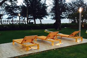 Lumpini Park Beach Cha-Am Seaview A01-207