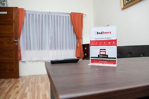 RedDoorz @ Pasir Luyu Buahbatu
