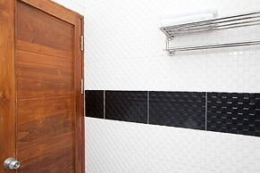 RedDoorz @ Pasir Luyu Buahbatu