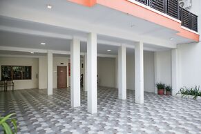 RedDoorz @ Pasir Luyu Buahbatu