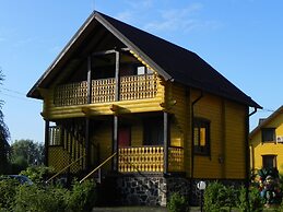 Hotel and restaurant complex Skolmo