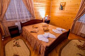 Hotel and restaurant complex Skolmo