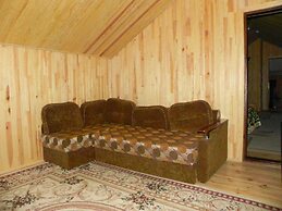 Hotel and restaurant complex Skolmo