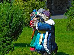 Hotel and restaurant complex Skolmo