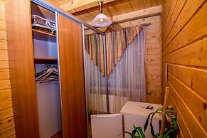 Hotel and restaurant complex Skolmo