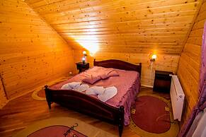 Hotel and restaurant complex Skolmo