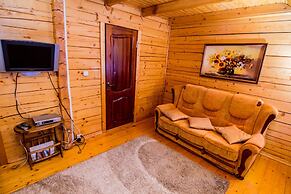 Hotel and restaurant complex Skolmo