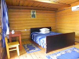 Hotel and restaurant complex Skolmo