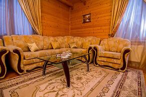 Hotel and restaurant complex Skolmo