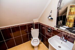 Hotel and restaurant complex Skolmo