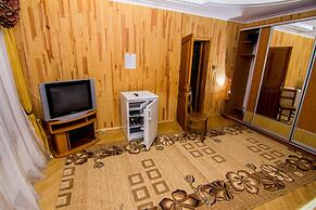 Hotel and restaurant complex Skolmo