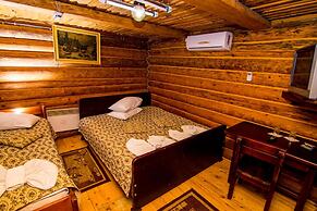 Hotel and restaurant complex Skolmo